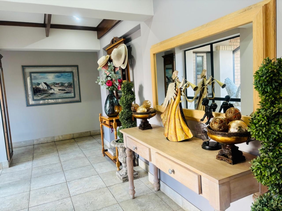 3 Bedroom Property for Sale in Vredenhof Sh Free State